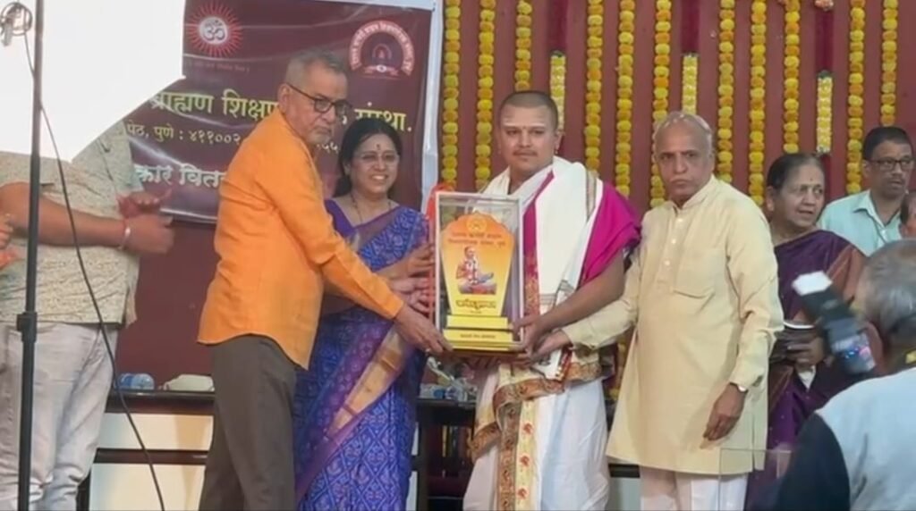 f50a9e4384cf45aca8e0a885f7428379