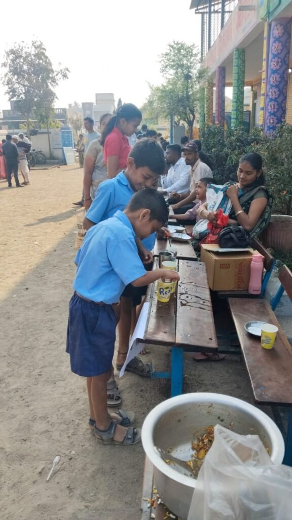 जिल्हा परिषद प्राथमिक शाळा ढोबळेवाडी (जारकरवाडी) येथे उत्साहात संपन्न झाला चिमुकल्यांचा आठवडे बाजार !! img 20260214 wa0479