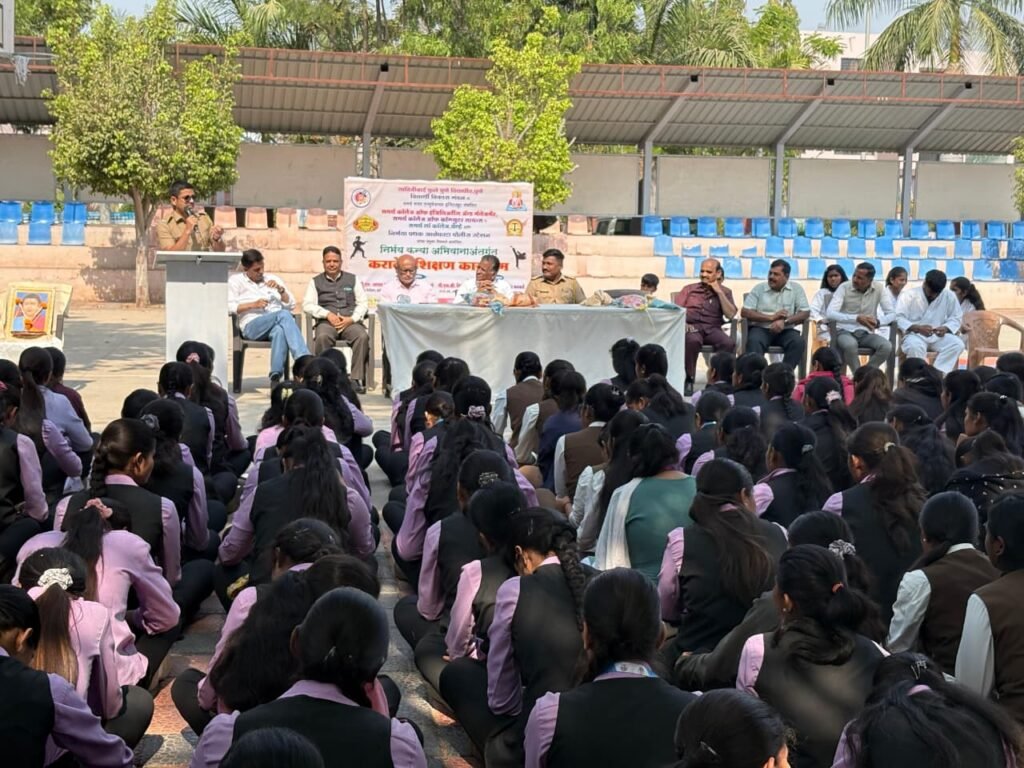 समर्थ शैक्षणिक संकुलात निर्भय कन्या अभियानाचे आयोजन !! img 20260216 wa0510