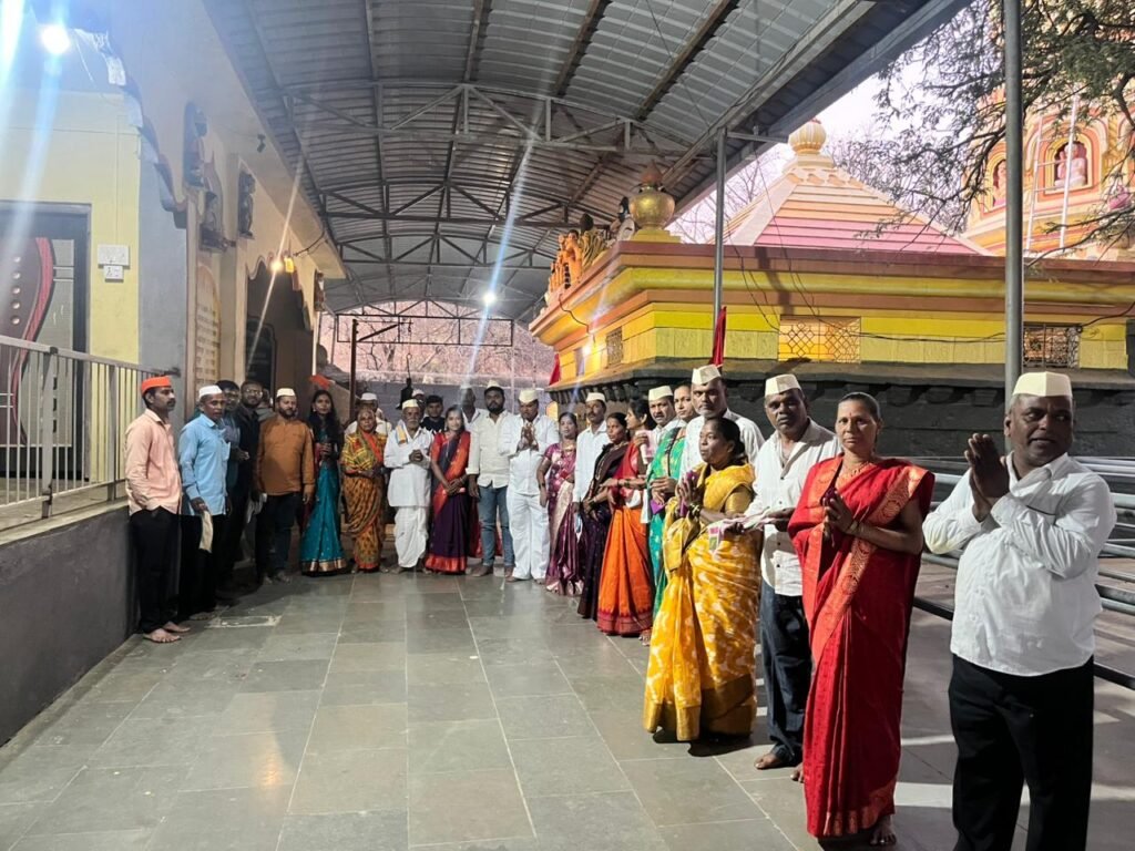 धामणीत खंडोबाला फुलांची आरास व पारंपारिक श्रीखंड पुजा संपन्न !! img 20260303 wa0321