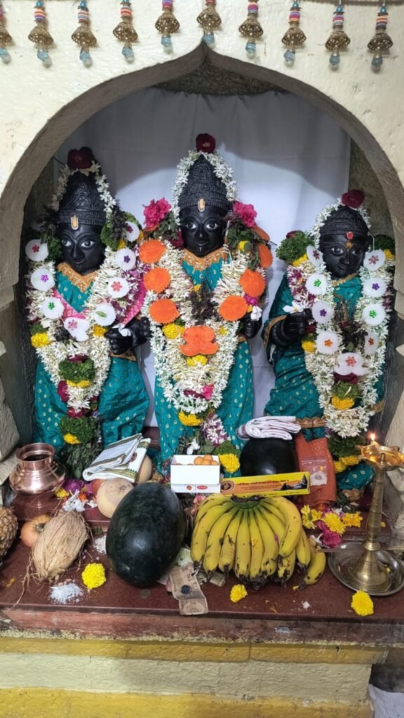 धामणी (लोणी) येथे उत्साहात संपन्न झाला प्रभू रामजन्म सोहळा !! img 20260327 wa0122