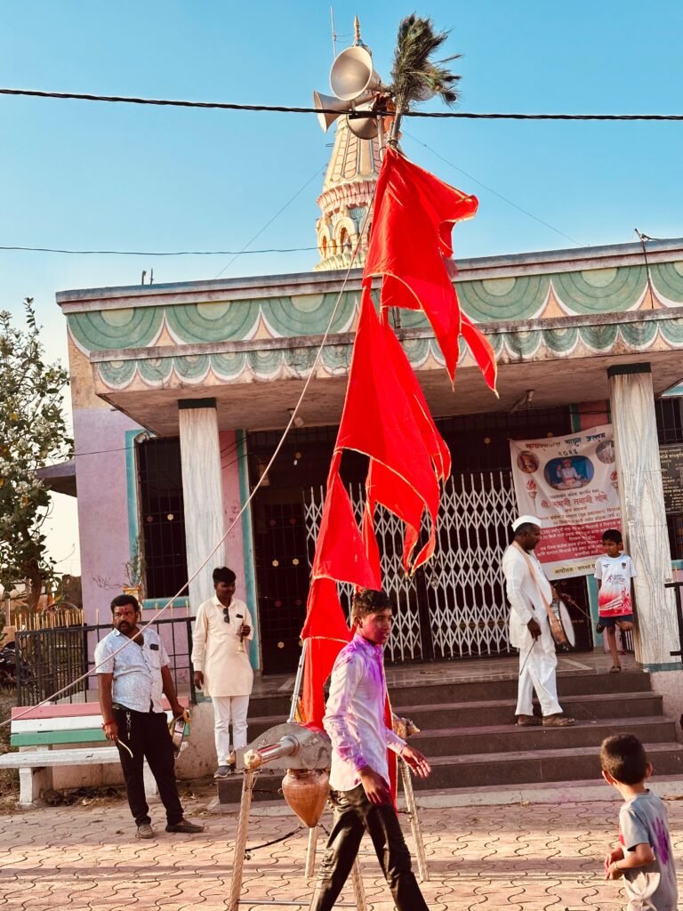 श्री शिखर शिंगणापूर कावड यात्रेची त्रयोदशीला झाली सांगता; त्रीलिंगी वनदेव महादेव मंदिर शिरदाळे येथे प्रदक्षिणा घेऊन केली जाते यात्रेची सांगता !! img 20260416 wa0119