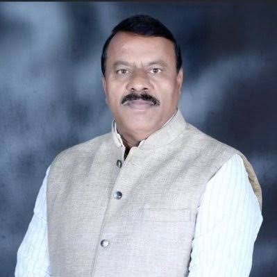 जालिंदरभाऊ म्हणजे धडाडी;धामणी गावासाठी योगदान !! 1010015785