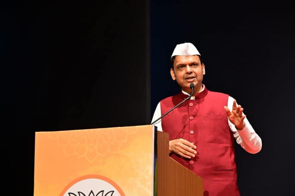 शेतकऱ्यांची ४८ हजार कोटी रुपयांची वीज बिल थकबाकी माफ करणार- मुख्यमंत्री देवेंद्र फडणवीस 1010199702