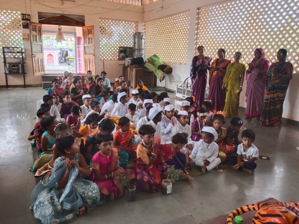 जिल्हा परिषद प्राथमिक शाळा ढोबळेवाडी (जारकरवाडी) येथे बालचमूंचा दिंडी सोहळा उत्साहात संपन्न !! 1010226867