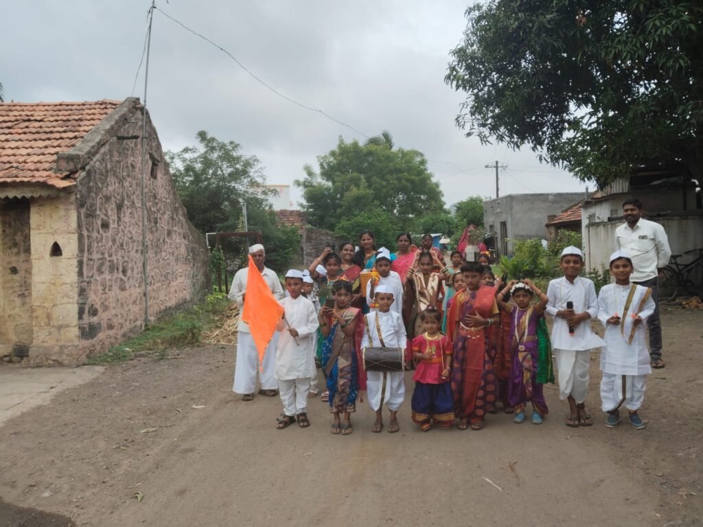जिल्हा परिषद प्राथमिक शाळा ढोबळेवाडी (जारकरवाडी) येथे बालचमूंचा दिंडी सोहळा उत्साहात संपन्न !! 1010226888