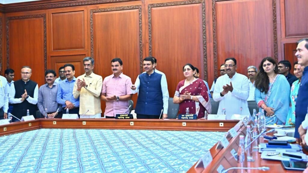 कर्जमुक्ती योजनेच्या लाभ वितरणास प्रारंभ; प्रत्येक पात्र शेतकऱ्यांना लाभ मिळणार– मुख्यमंत्री देवेंद्र फडणवीस 1010489151