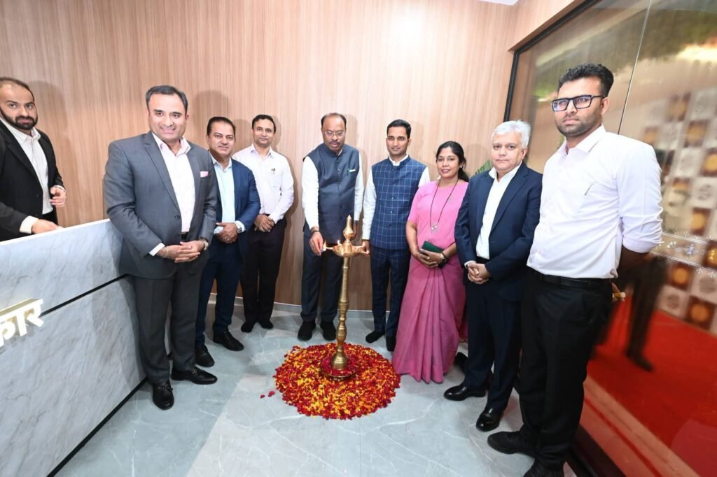 राज्यातील पहिल्या मॉडेल मुद्रांक व नोंदणी कार्यालयाचे पुण्यात उद्घाटन ; ‘वन डिस्ट्रिक्ट वन रजिस्ट्रेशन’मुळे जिल्ह्यात कुठेही दस्त नोंदणी; नागरिकांना अत्याधुनिक सुविधा– महसूल मंत्री चंद्रशेखर बावनकुळे 1010562185