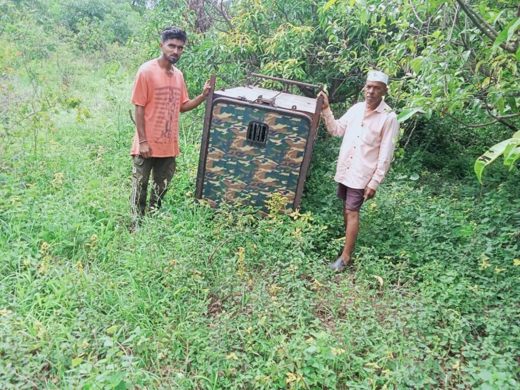 रानमळा (ता.आंबेगाव) येथे पिंजरा लावला; मात्र दरवाजा बंदच ; बिबट्याचा वावर कायम !! 1010566793