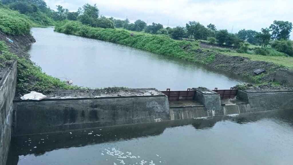 पुणे जिल्ह्यातील जलसंधारण चळवळ : एक दृष्टीक्षेप…!! 1010605136