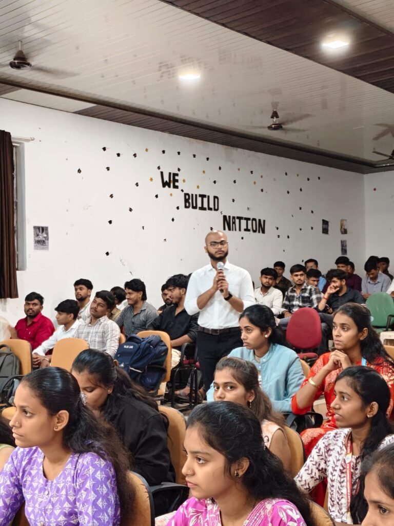 समर्थ रुरल एज्युकेशनल इन्स्टिट्यूट्स, समर्थ कॉलेज ऑफ इंजिनिअरिंग अँड मॅनेजमेंट, बेल्हे येथे हार्डवेअर अँड नेटवर्किंग कार्यशाळा संपन्न !! 1010637975