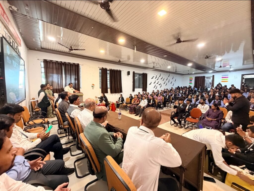 युक्ती 2.0 स्टार्टअप आयडियाथॉनला उत्स्फूर्त प्रतिसाद; ७६ संघांचा सहभाग !! 1010746501