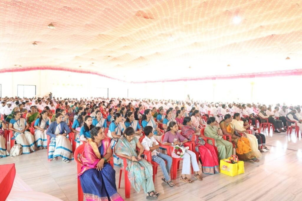 भैरवनाथ पतसंस्थेची ३७ वी वार्षिक सर्वसाधारण सभा उत्साहात व खेळीमेळीच्या संपन्न !!! 1010748783