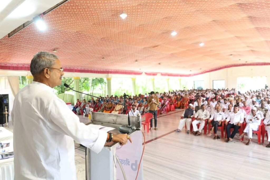 भैरवनाथ पतसंस्थेची ३७ वी वार्षिक सर्वसाधारण सभा उत्साहात व खेळीमेळीच्या संपन्न !!! 1010755572