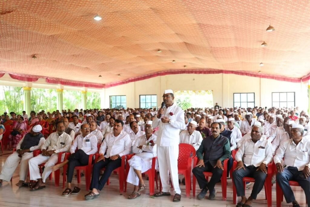 भैरवनाथ पतसंस्थेची ३७ वी वार्षिक सर्वसाधारण सभा उत्साहात व खेळीमेळीच्या संपन्न !!! 1010755586