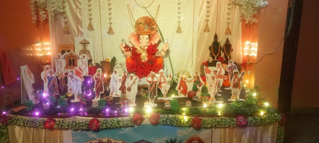 गावडेवाडीत ‘पंढरीची वारी’ देखावा ठरतोय आबालवृद्धांचे आकर्षण 1011049011