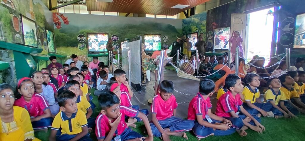 भीमाशंकर येथे ‘वन्यजीव सप्ताहा’निमित्त विद्यार्थ्यांना निसर्गसंवर्धनाचा संदेश 1011230743
