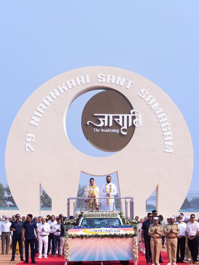 आध्यात्मिक जागृतीचा संदेश देत ७९व्या वार्षिक निरंकारी संत समागमाचा भव्य शुभारंभ ; परमात्म्याच्या अनुभूतीने मानव मन जागृत व्हावे– निरंकारी सदगुरु माता सुदीक्षा जी महाराज 1011441265