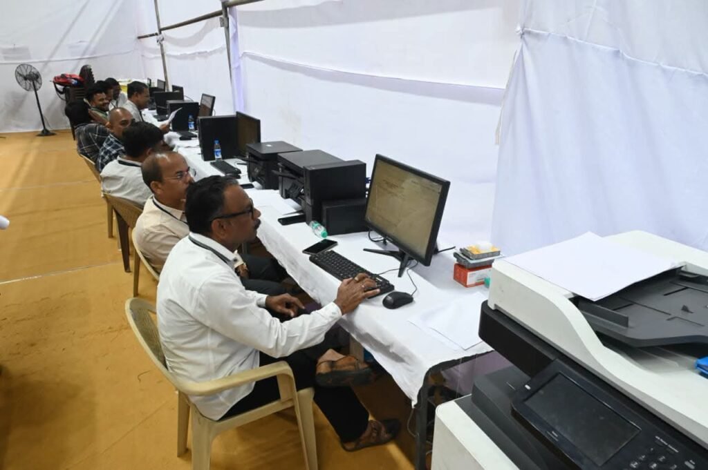 पुणे विभाग पदवीधर व पुणे विभाग शिक्षक मतदार संघांच्या मतमोजणीसाठी यंत्रणा सज्ज !! 1011469676