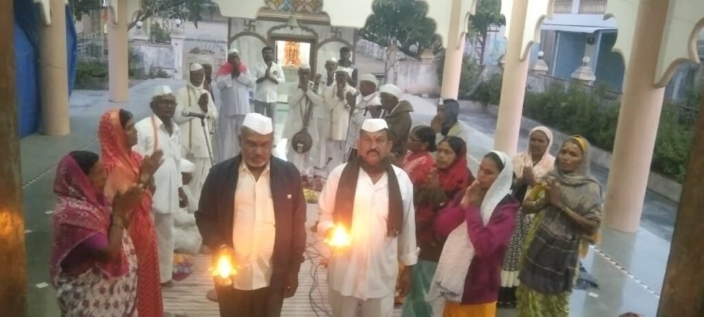 1011505373